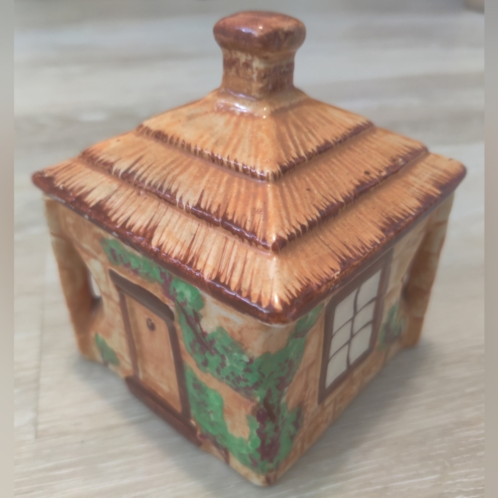 Vintage Westminster Cottage Sugar Bowl